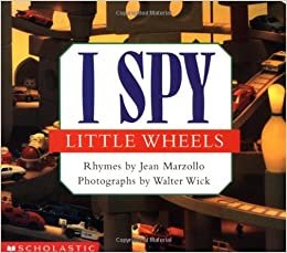 I Spy Little Wheels (I Spy) (I Spy (Board Books)) indir