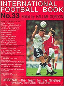 International Football Yearbook: No. 34: No. 33