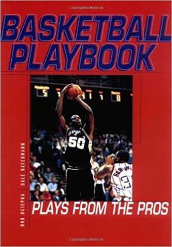Basketball Playbook: Plays from the Pros (Spalding Sports Library) indir