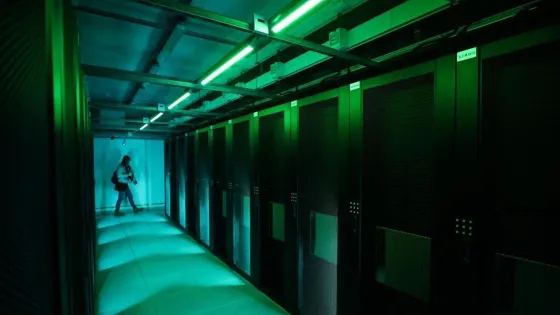 1766996015296087_HlywCupT