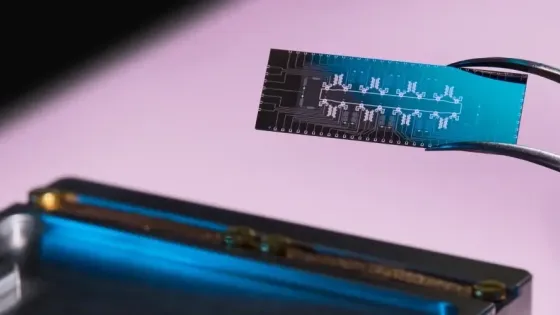 e93870d2-3258-4cd3-8ace-95d94f3ec90d