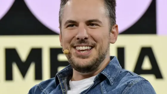 e1d72d40-e101-4f20-99bf-a1bd55d76b46