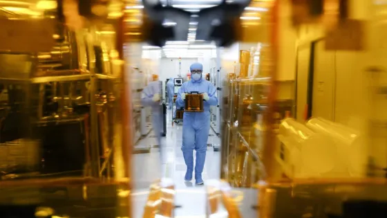 Найден способ без потерь управлять распространением света в 3D-пространстве