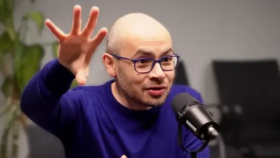 2d2c74c4-672d-43d4-aa39-9cb2344fb8ff