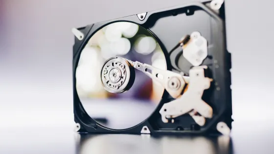 Жесткий диск апокалипсиса. Вечная флешка с хранением до 100 000 лет. Цифровое наследие человечества