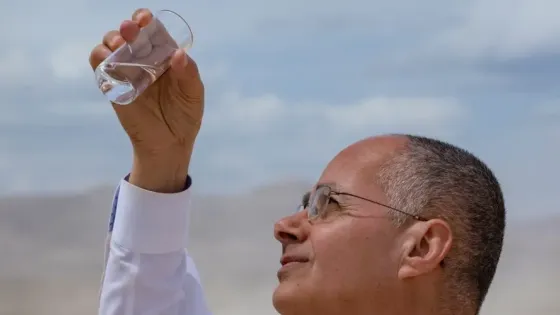 230258aa-aaa6-4c6b-a171-fb2dd582e951