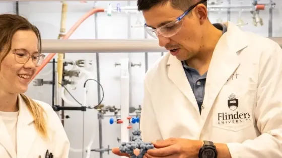 Новый адсорбент удаляет из воды 98% «вечных химикатов»