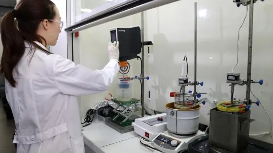 1772717418580317_ADUmK_L3