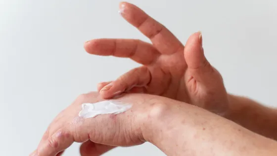 01KKCGVWYENQGMBNG4TCKT07QS-v1