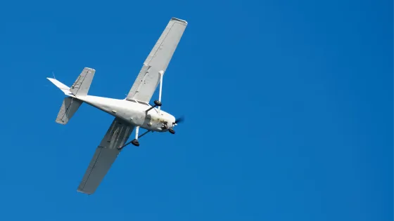 white-small-plane-rusted-bottom-making-t-69bb997b106b5-v1