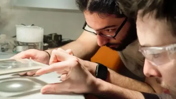 5301f938-11af-4169-adff-74d40919c2d2-v1