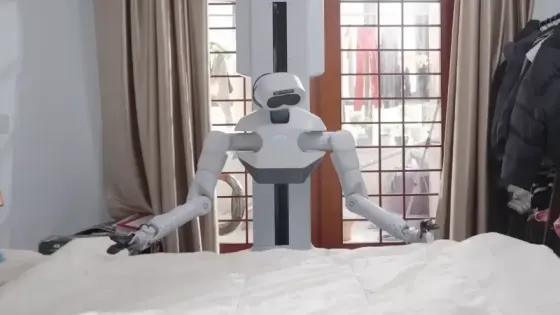 Китайская UniX AI заявила о первом развёртывании гуманоидного робота в домашних условиях