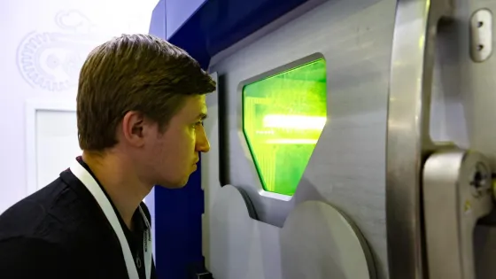 1776930732543648_y4YRWC3L