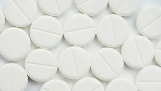 Таблетка 3-в-1 снизила риски повторного инсульта на 39%