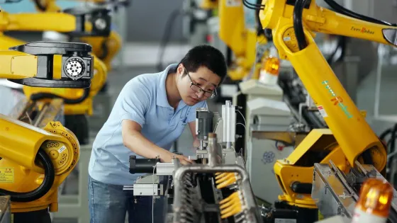 151222-china-robot-mn-1210_456a90de02935047a1ea6aabf8e4cfa7.nbcnews-ux-2880-1000-v1