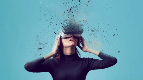 descomposition-person-wearing-vr-glasses_23-2149089512-v1