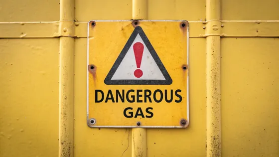dangerous-gas-sign