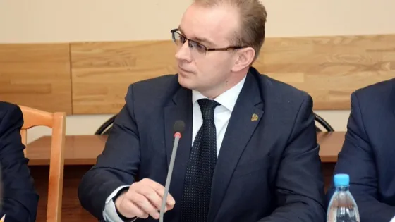 01K9Z52X03MY9MRGRPG15RHMKX-v1