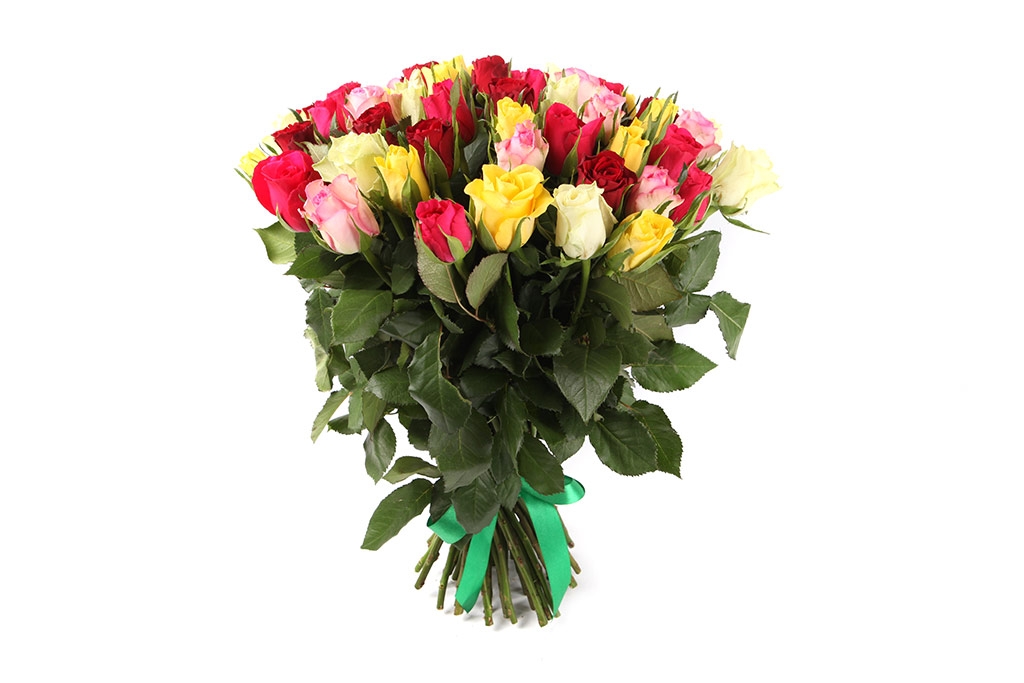 Букет из 51 розы Цвет радуги - купить в Москве: цены, круглосуточная доставка - Цветочная сказка