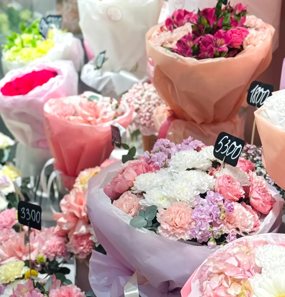 Готовые букеты FLORBAZAR