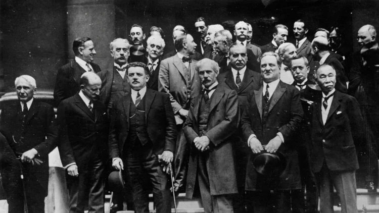 Участники Лондонской конференции по плану Дауэса в 1924 году