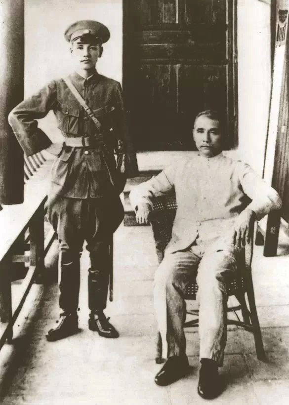 Сунь Ятсен и Чан Кайши в 1924 году