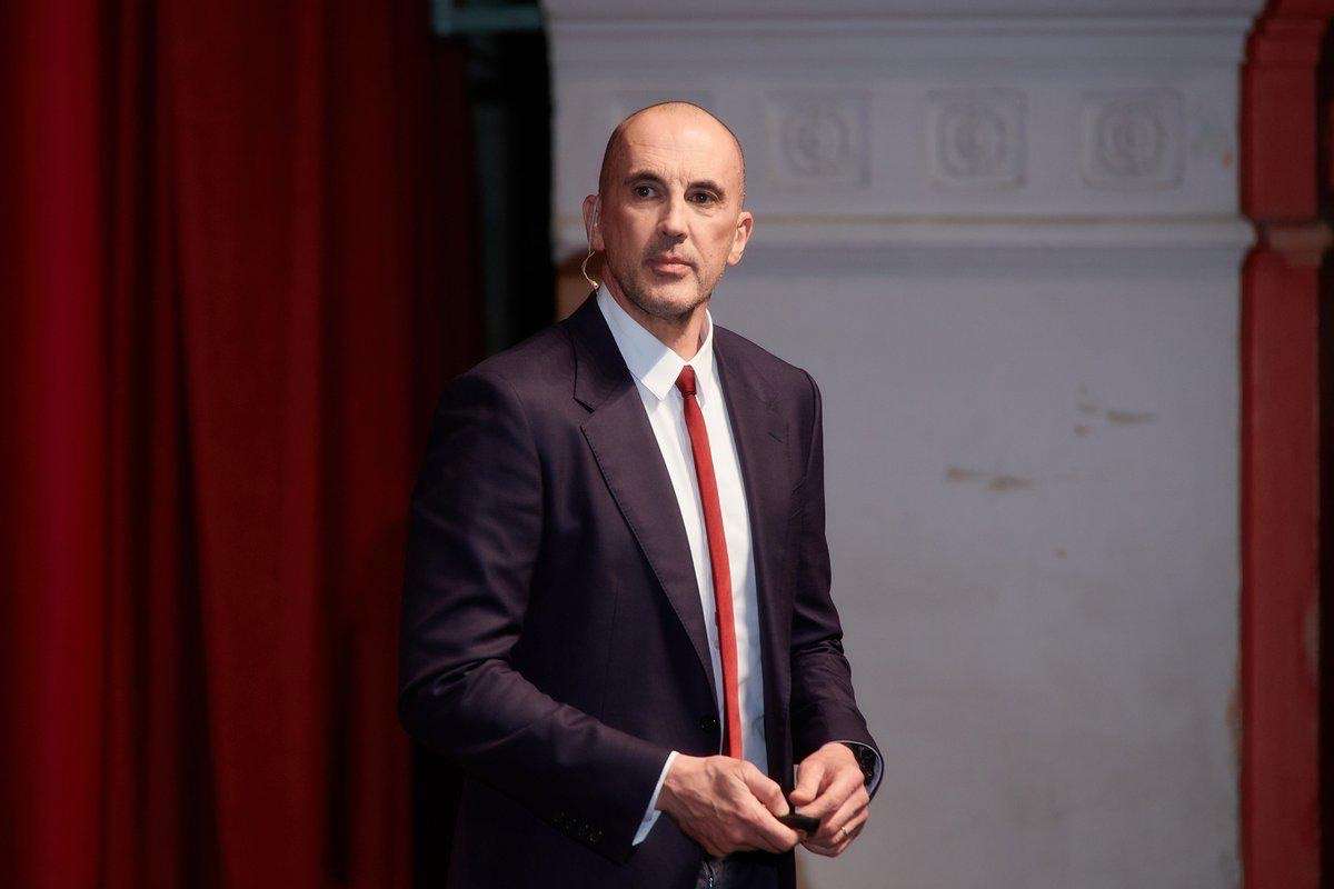 Альберто Фаварон