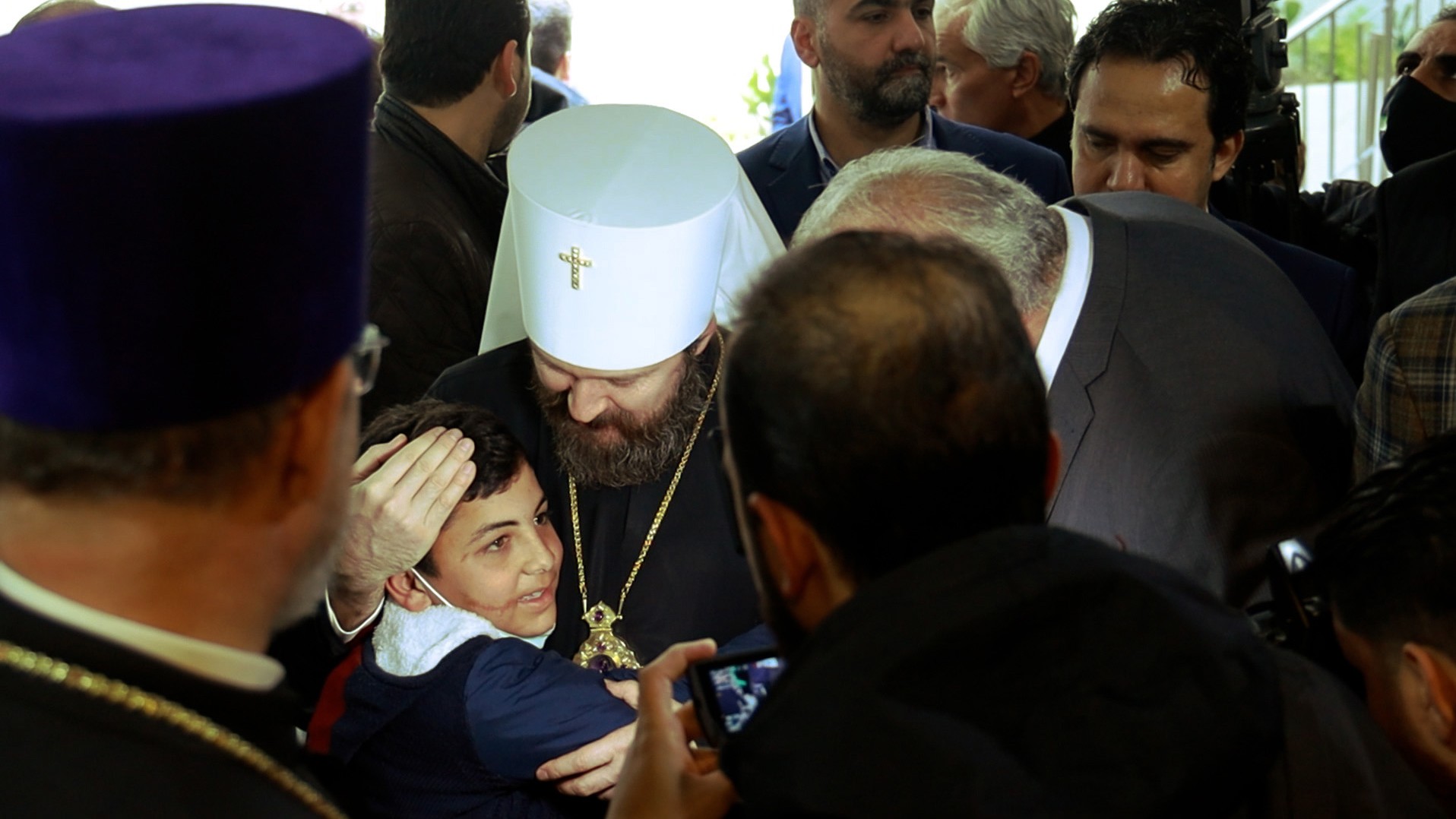 Митрополит Иларион рассказал о церковном проекте реабилитации пострадавших от войны сирийских детей