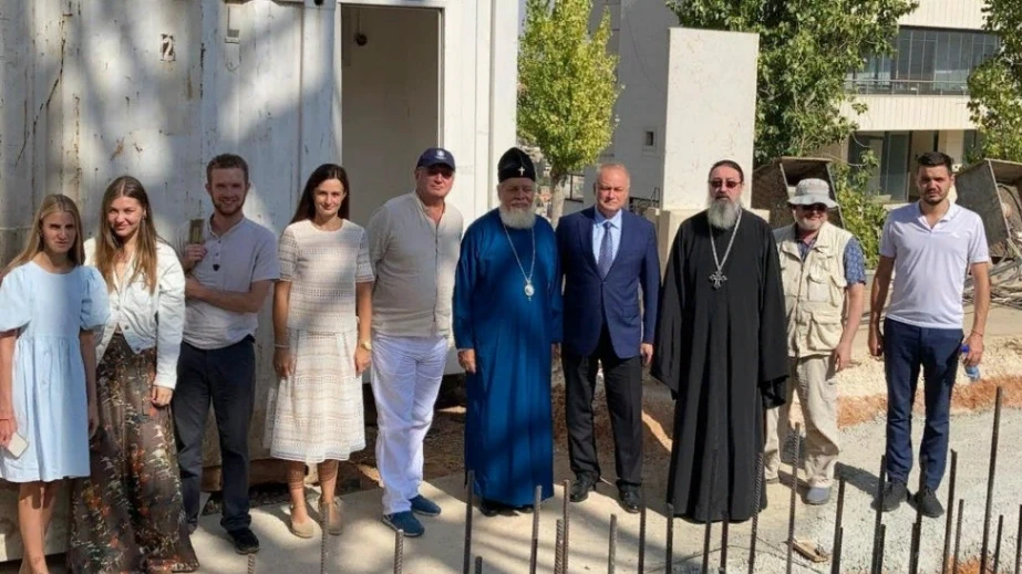 Visite du site du temple dans la ville libanaise de Zahla