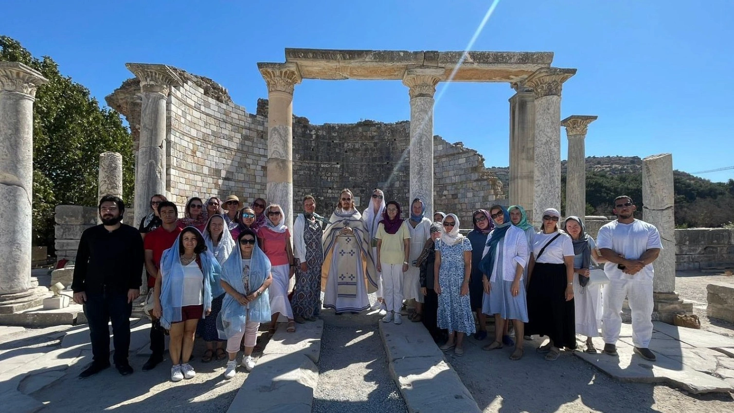 bozhestvennaya-liturgiya-sovershena-22-sentyabrya