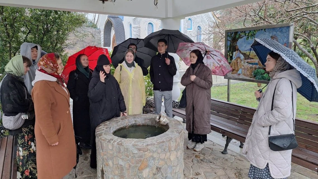 Поездка иностранных студентов МДА в монастыри юга России