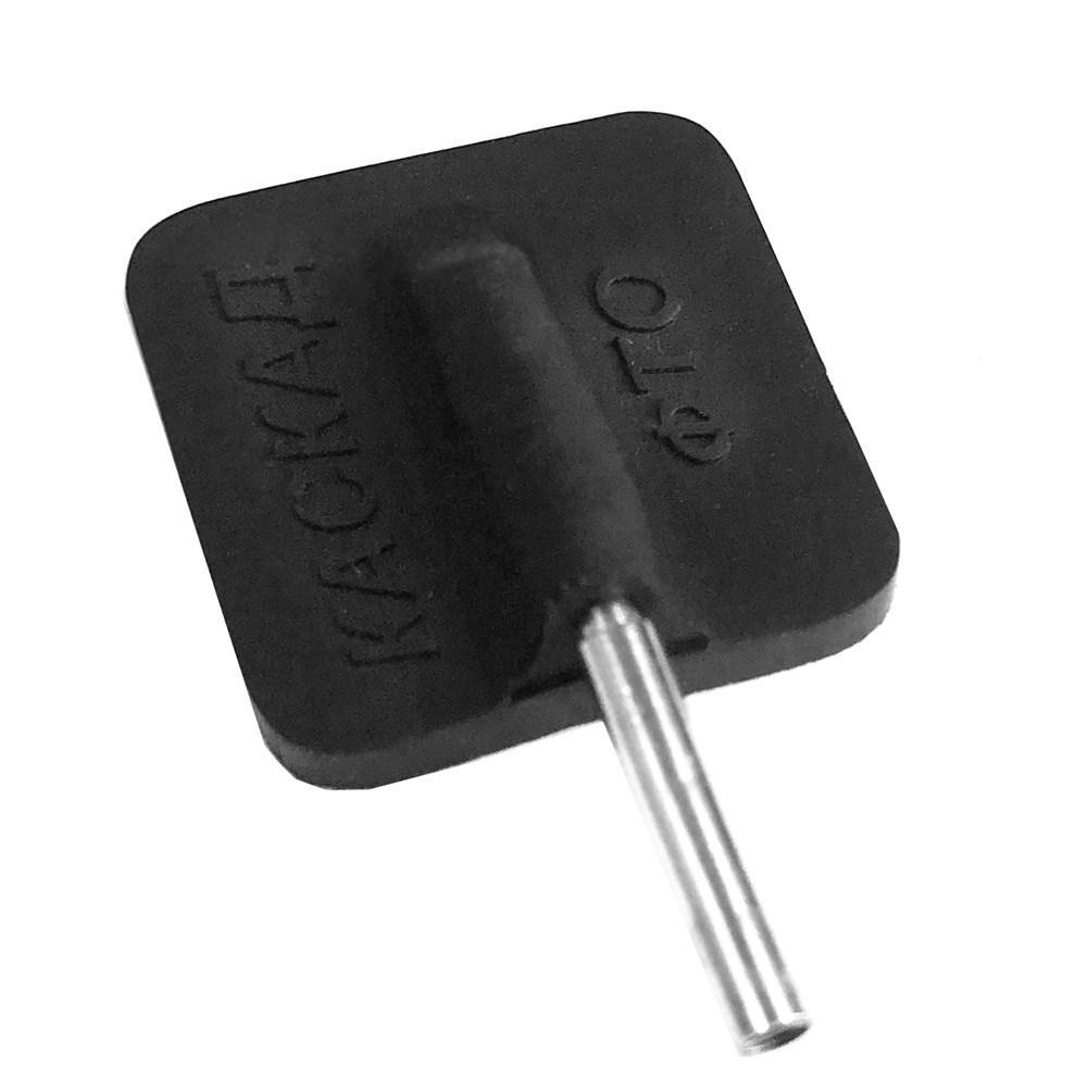 Флажок резиновый многоразовый токопроводящий 20x20 мм. Под штекер 2 мм. С контактом под пайку. Цена за 4 шт.