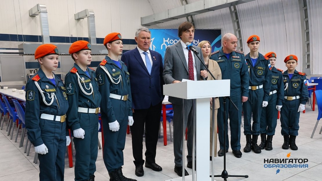 За каждым педвузом РФ Минпросвещения закрепило практику в детских лагерях