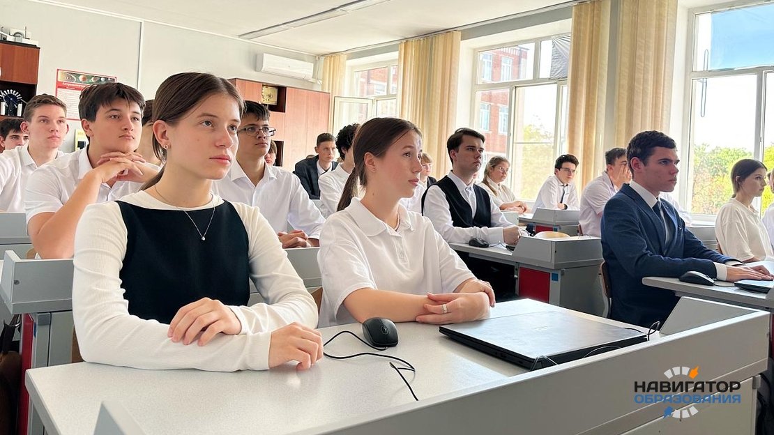 О сокращении часов на изучение иностранного языка и блокировке сайтов с готовыми домашними заданиями