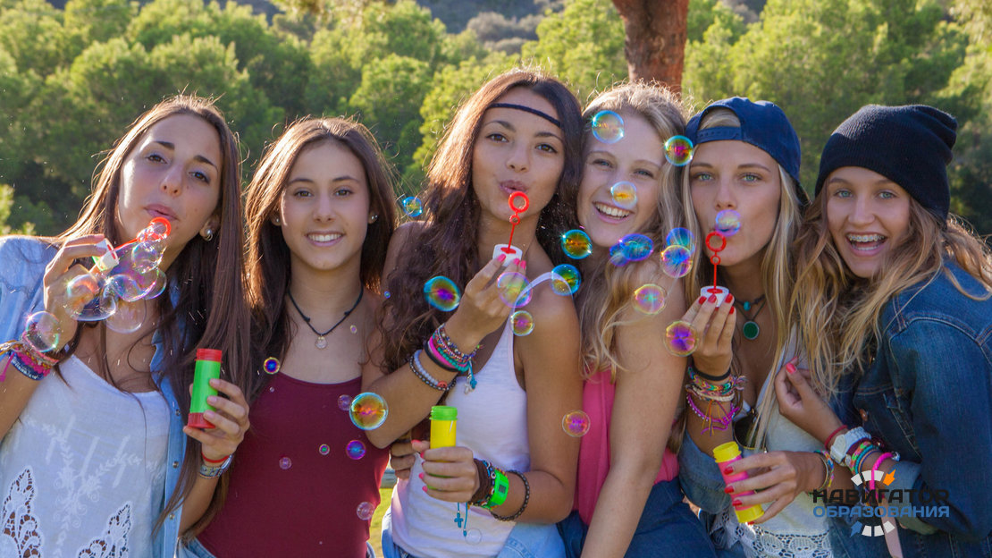 Чем отличается тематический детский лагерь от оздоровительного?