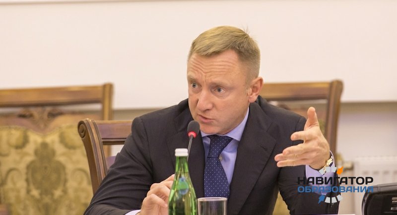 Глава Минобрнауки о поступлении «троечников» в вузы и повышении проходного балла