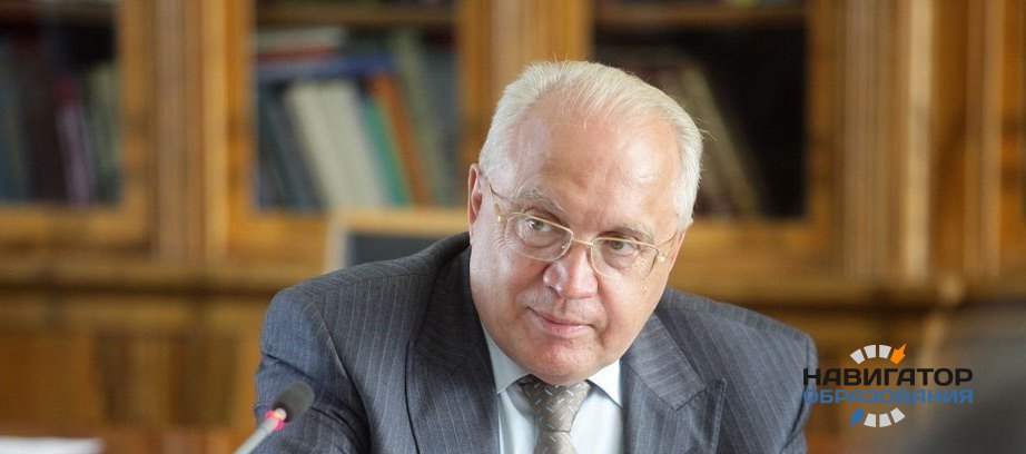 Ректор МГУ: около 10% абитуриентов вуза получают «двойки» за дополнительные испытания