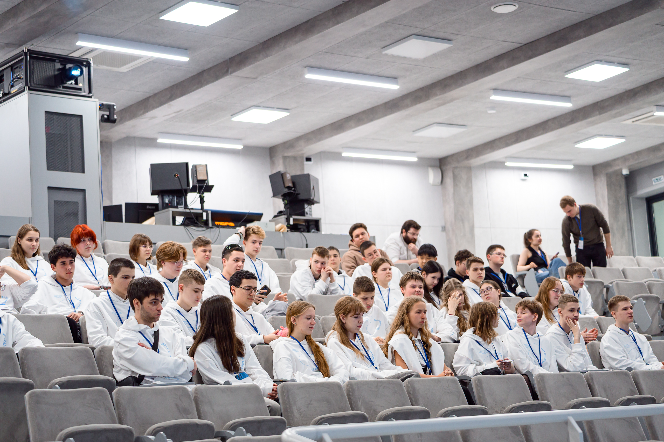 RWB и Фонд развития Физтех-школ подвели итоги кейсовой олимпиады «Будущее технологий»