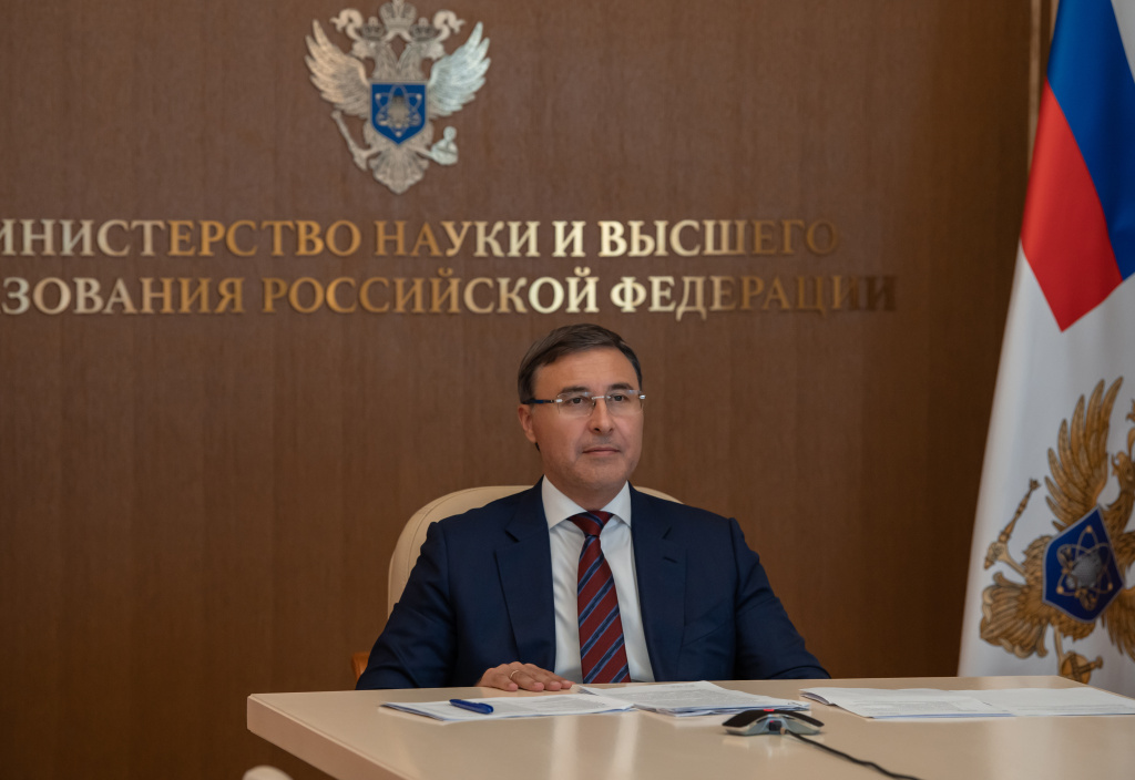 Глава Минобрнауки РФ доложил Президенту России о старте приёмной кампании в университетах