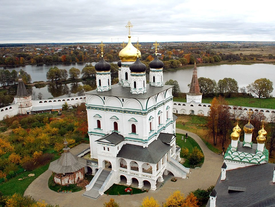 Иосифо-Волоцкий (Иосифо-Волоколамский) монастырь