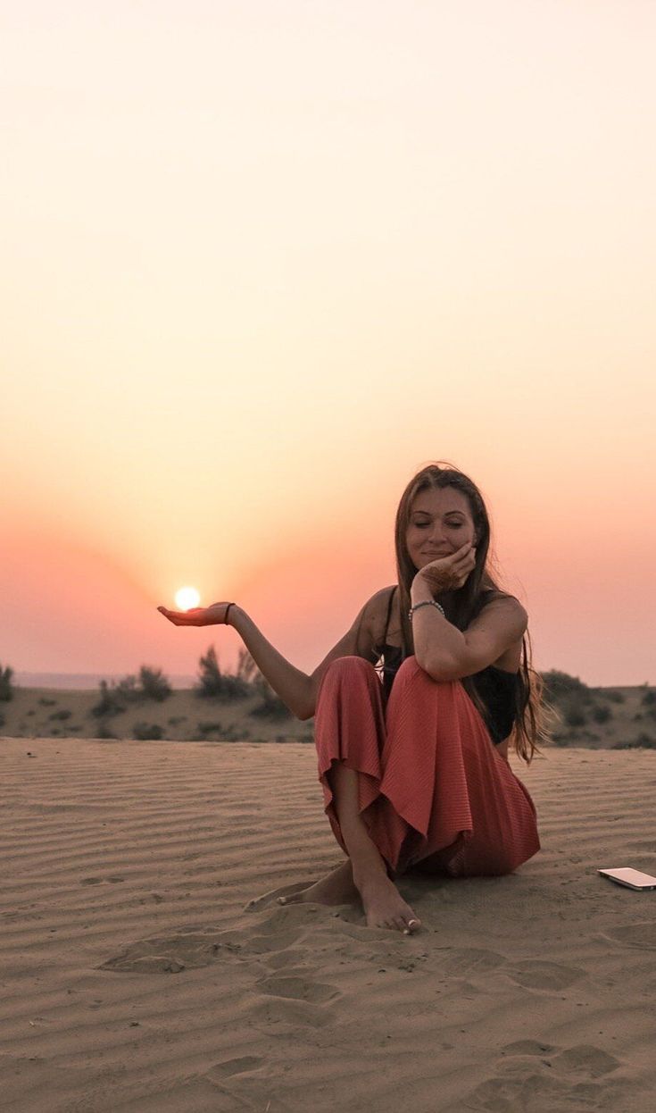 Pin van Gesele M op Desert D | Fotografie ideeën, Foto ideeën, Fotoshoot ideeën