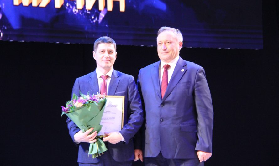 Бугурусланец удостоен звания «Почетный энергетик»