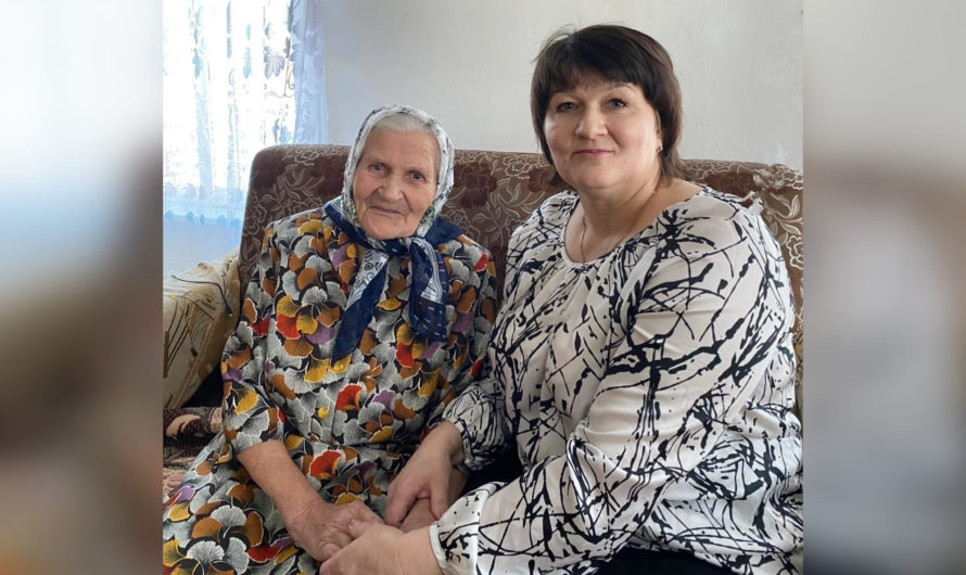 Соцработник из Бугуруслана Любовь Данилова помогает одиноким бабушкам и дедушкам более 20 лет