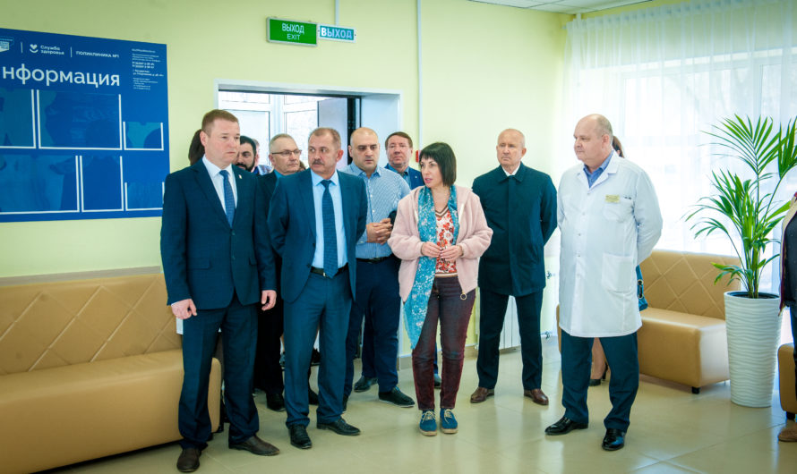 В Бугуруслане прошла техническая приемка новой поликлиники