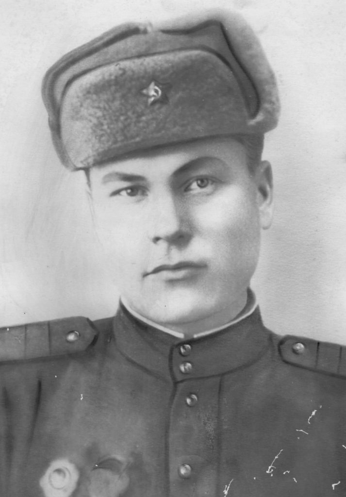 Дмитриев п н. Владимира Абдуалиевича отец воевал на войне.
