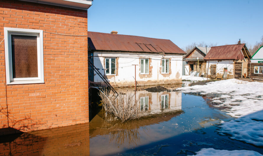 В правительстве Оренбургской области разъяснили, как пострадавшие от паводка могут получить компенсационные выплаты