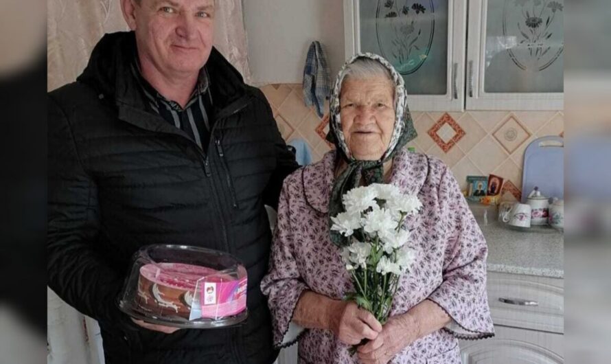 Труженица тыла из Бугурусланского района Надежда Леонова отметила 95-летний юбилей