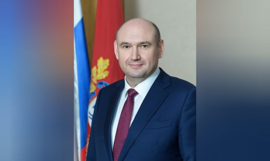 Евгений Солнцев поздравил работников местного самоуправления Оренбуржья с праздником