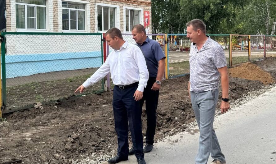 Дмитрий Дьяченко проинспектировал несколько строящихся объектов в Бугуруслане