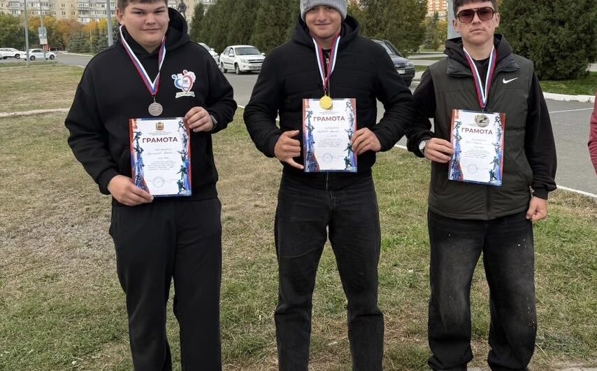 Бугурусланские легкоатлеты завоевали медали на областных соревнованиях